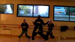 P.FLY teaching Cherish &quot; Bump like some speakers&quot;