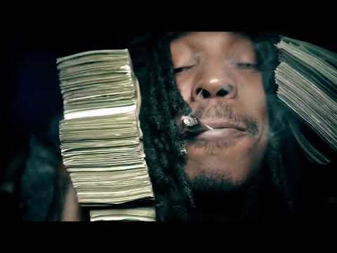 24Lik “Button” shot by @richtownmagazine8810