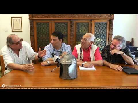 Palla prigioniera... Lecce - Carpi = 1 - 1  l'invasione e la violenza dei tifosi