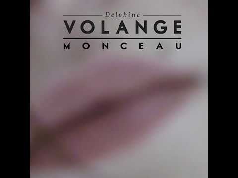 Delphine Volange "De Profundis (Ni fleurs, ni couronnes)" from "Emily in Paris"