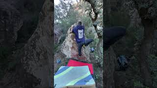 Video thumbnail of Blocantarraco, 6a. Mont-roig del Camp
