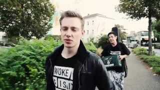 No Excuse - On the Road [German]