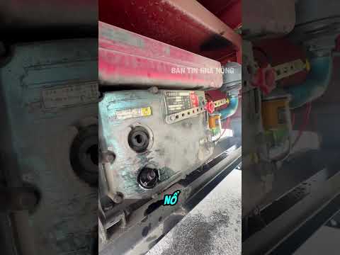 Bác tài tiết kiệm tiền dầu nhờ lắp đầu nổ diesel dưới gầm xe