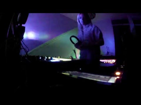 DJ ISA FERNANDEZ · YAZZ TASSARA · GOS ·  FROM FLOWCOLLECTIVE LIVE / MAYO, 2016