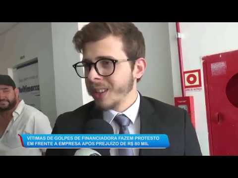 13/08/19 Vítimas de golpes de financiadora fazem protesto em frente à empresa
