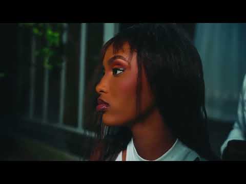 Edin Hodari ft Yvanny Mpano- harya ngo urankunda? ( official video)