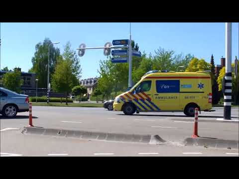A1 Ambulance 04-151 met spoed naar Isala Zwolle