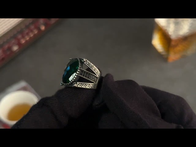 خاتم رجالي فضة استرليني مزين بحجر زركون أخضر