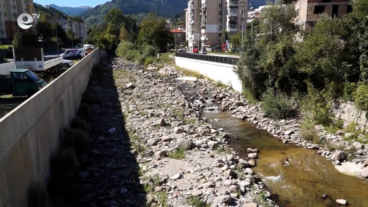 Ново: Дърва за огрев могат да се добият и от коритото на реката