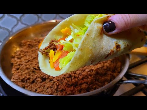 These ground beef soft tacos come together QUICK! Dinner recipes