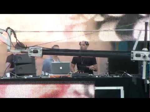 Dennis Ferrer live at EDC 2012 Las Vegas (video 1 of 6)