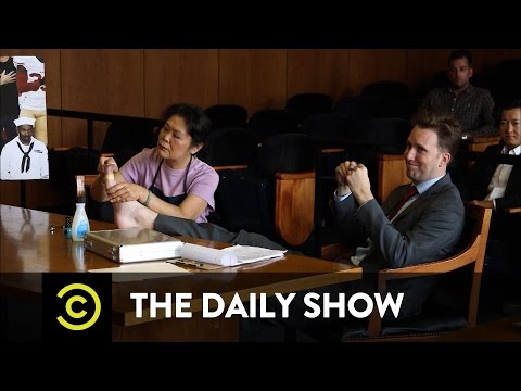 The Daily Show - アウトレイジ・コート。愛国心対抗議 (The Daily Show - Outrage Court: Patriotism vs. Protest)