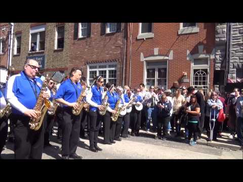 2014   QCSB Serenade -  Hegeman String Band