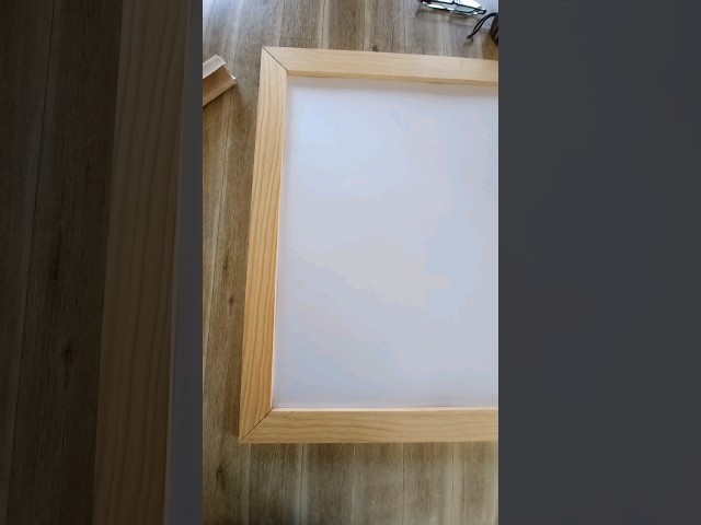 Vídeo relacionado con Marco De Fotos 3D para 5Cm Rellenar, Marco con Profundidad A4 con Placa De Acrílico Transparente, Marco Madera para Fotos Medallas Regalos Flores Secas (A4/22X31.5cm) - Blanco