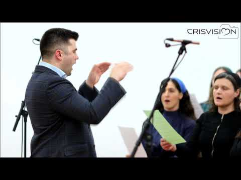 Lauda fie Domnului Isus