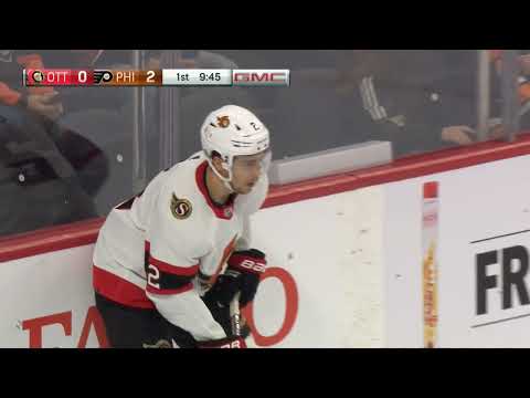 Organist accidently plays some keys