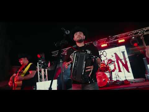 Tonta (En Vivo) - Grupo Aficion