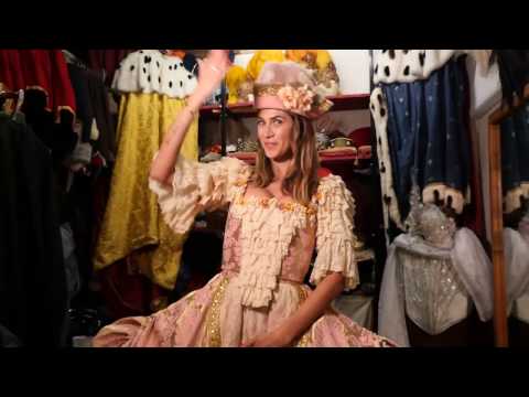 L'invito di Melissa Satta al Carnevale di Venezia 2017