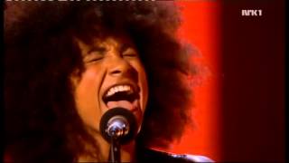 Esperanza Spalding - I know You know (Live Nobel concert)