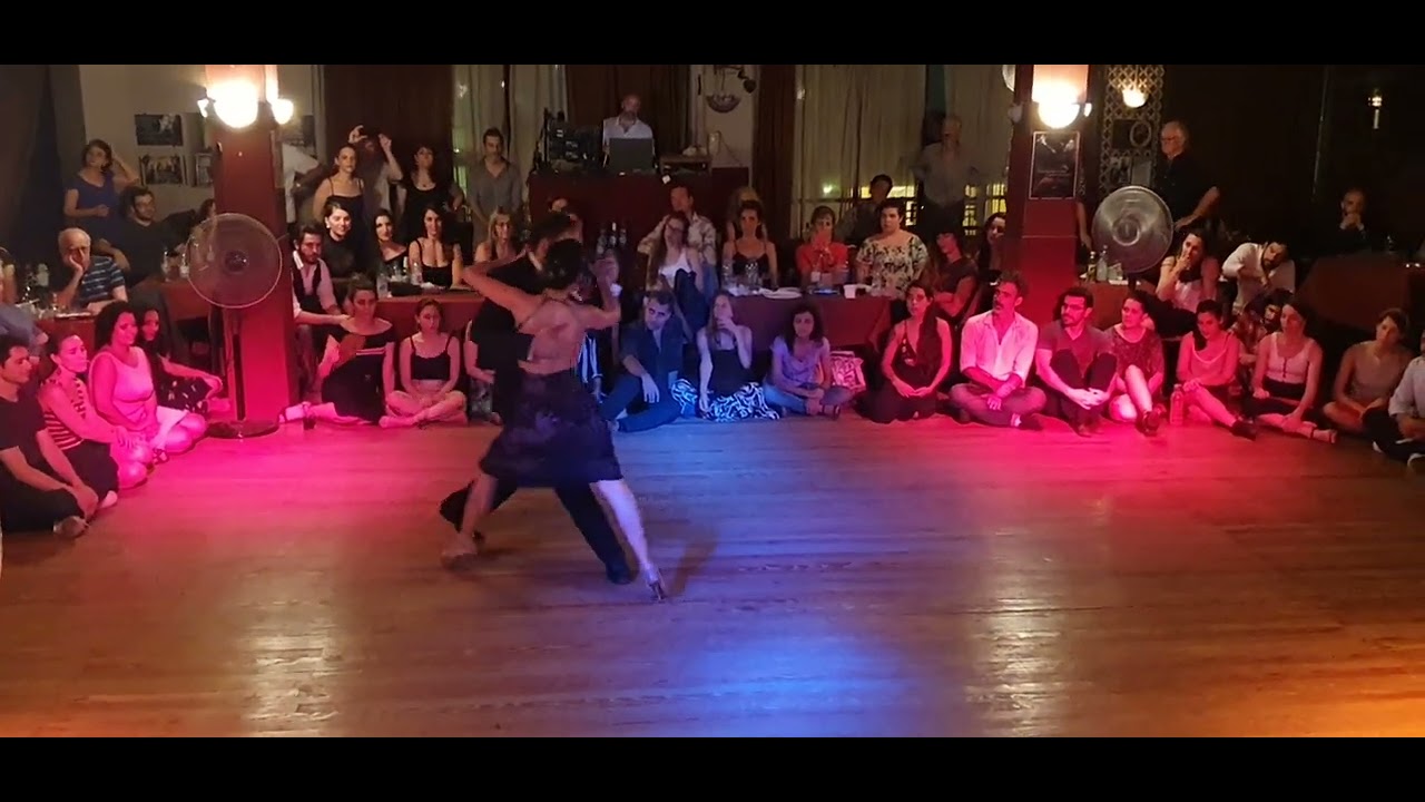 "Ríe Payaso" - Lucía Conde de Ben y Maximiliano Cristiani