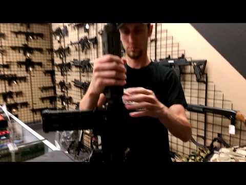 How to remove the Magpul MOE handguard.