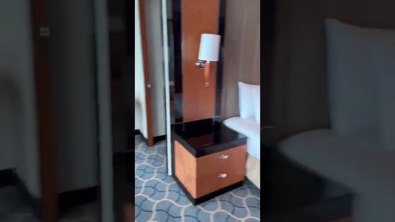 Liberty of the Seas - Cabin 1640 - Video 7