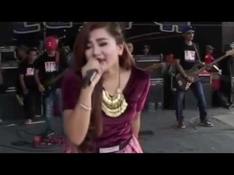 Download Menunggu Ayu Arsita New Pallapa Mp3 dan Mp4 Terlengkap Gratis