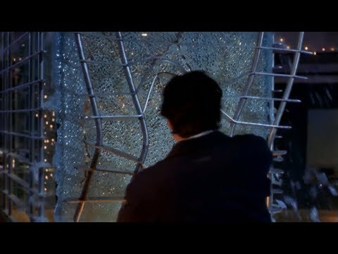 Clark Kent's Powers - Super Strength -- (Smallville - S1; E9-16)