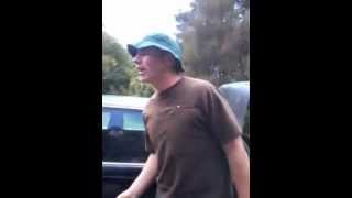 White Trash Gorilla Singing - White Trash - Steriogram