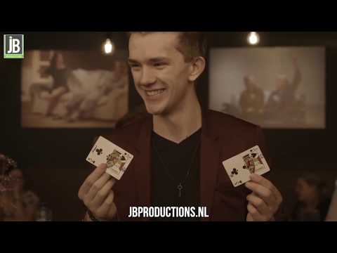Video van David Nathan - Table Magic | Goochelshows.nl