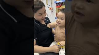 Download lagu Cara bocah bikin mama senyum geli π» #shorts #susu mp3 Download lagu Cara bocah bikin mama senyum geli π» #shorts #susu mp3