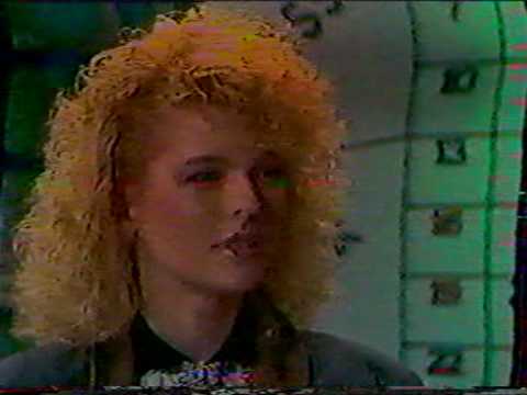 Iveta Bartošová-VIDEORULETA (rozhovor1989)
