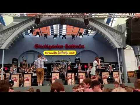 Blaskapelle Charivari - "Partyblock" Cannstatter Wasen in Grandls Hofbräuzelt 2017