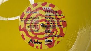 Logo vs. Rob D – We're Flying To Ibiza (Deepforces Satisfaction Mix) - Toka Beatz – TB002 (2004)