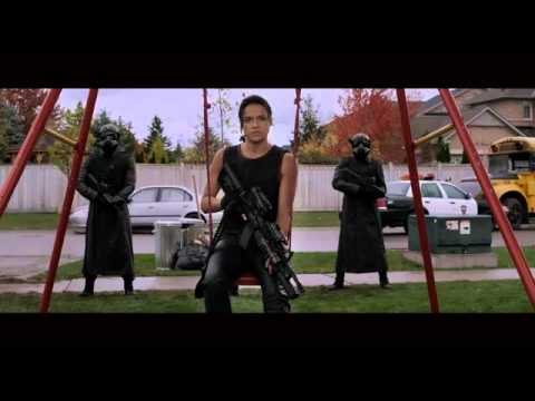 Resident Evil: Retribution (Featurette 'Story')