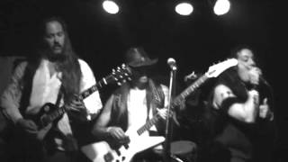 White Wizzard - Strike The Iron and 40 Deuces (Black Circle V)