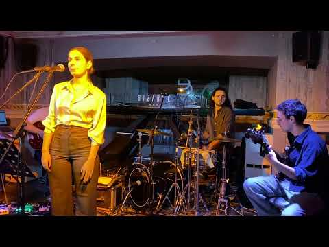 JazzJamJar και Αργύνη Ρίζου: Intro και Η ιστορία του Ζορμπά