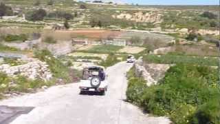 preview picture of video '1001 Adventure Trips | Travel Blog - Travel Minute | Jeep Tour Gozo Island - Countryside'