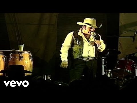 Lalo Mora - En Eso No Quedamos Corazón (En Directo)