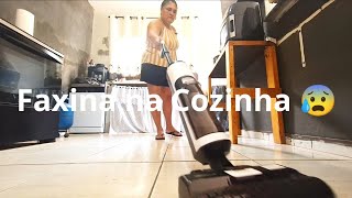 ✅ Faxina na Cozinha Usando o Aspirador i7 Pró Liectroux | 1 Ano de Uso! 😍