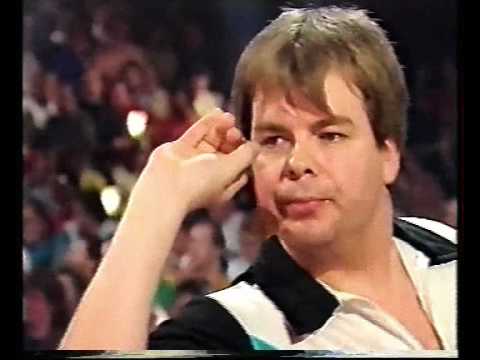 Phil Taylor vs Mike Gregory - 1992 Embassy World Finals - Part 19/20