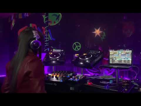 NURIAJUMP @ MR DANCE CLUB (TERUEL) . 9/2/19