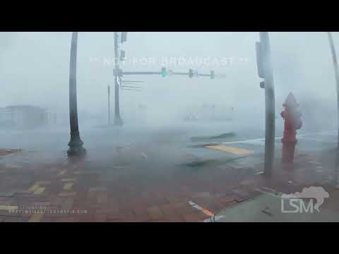 09-28-2022 Punta Gorda, FL - Intense Back Eyewall of Hurricane Ian 09-28-2022