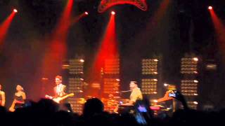 Chromeo - Intro & I'm Not Contagious Live At Camden Roundhouse (HD)