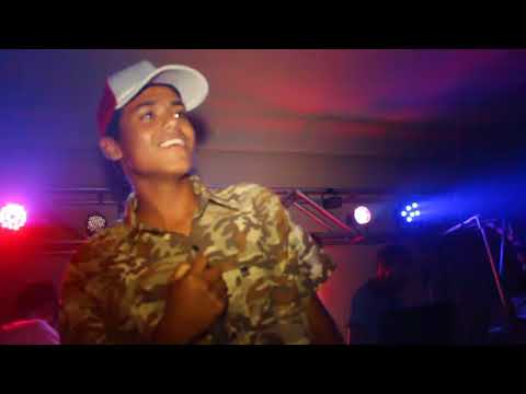 MC WF ao vivo no Marinas Clube 'Entupidão do Nova Almeida'