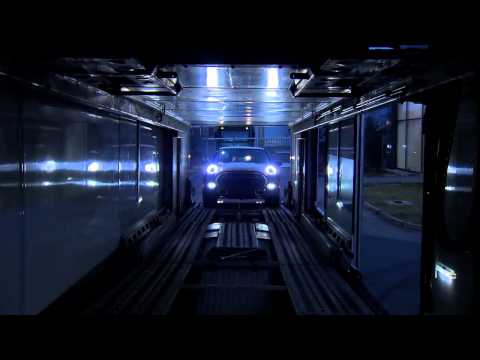 2014 Cargo Air Freight of the new MINI Transport to Munich Airport