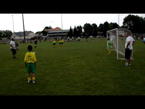 2011/06/18, KFC Komárno-TJ Družstevník Topoľníky, 11:12 (5:5), prípravka 2003, gól Áron