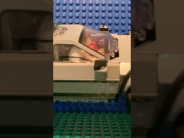 Vídeo relacionado con Close Up Empire Delorean - Póster de regreso al futuro (61 cm x 91,5 cm) + caja de regalo, listo para regalar