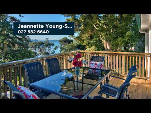 23 Wood Bay Road, Titirangi