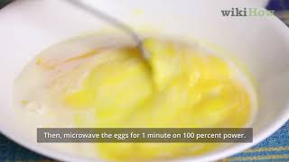 How to Make Scrambled Eggs in a Microwave